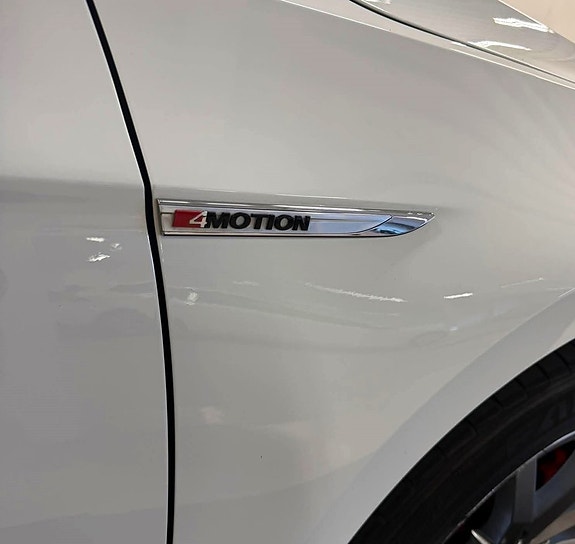 Volkswagen Passat 10 of 20