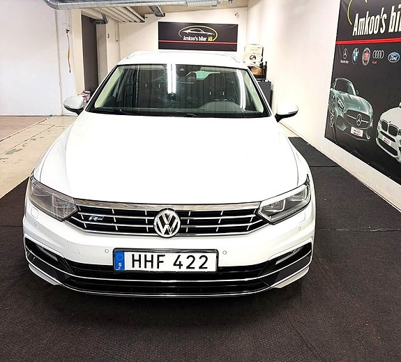Volkswagen Passat 4 of 20
