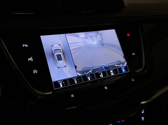 Cadillac XT6 18 of 25