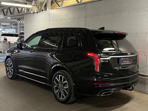 Cadillac XT6 6 of 25