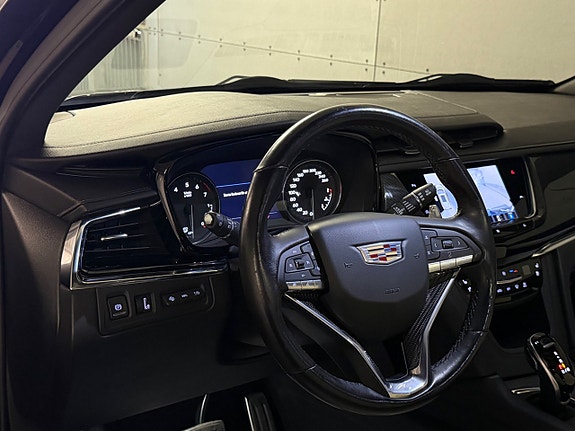 Cadillac XT6 10 of 25
