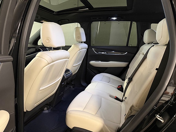 Cadillac XT6 13 of 25