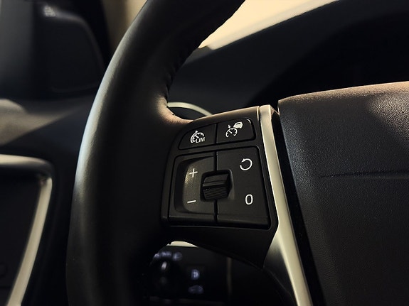Volvo V60 23 of 23