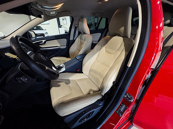 Volvo V60 12 of 23