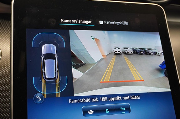 Mercedes-Benz C300 10 of 18