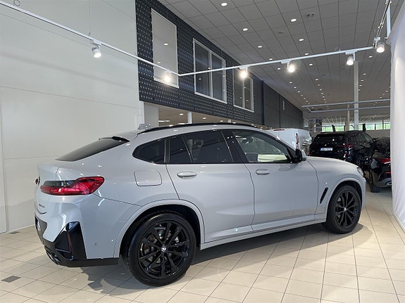BMW X4 8 of 14