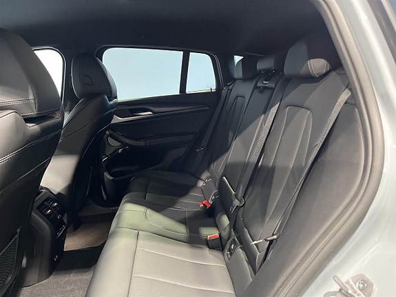 BMW X4 4 of 14