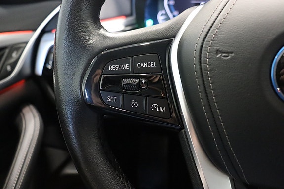 BMW 530e 18 of 30