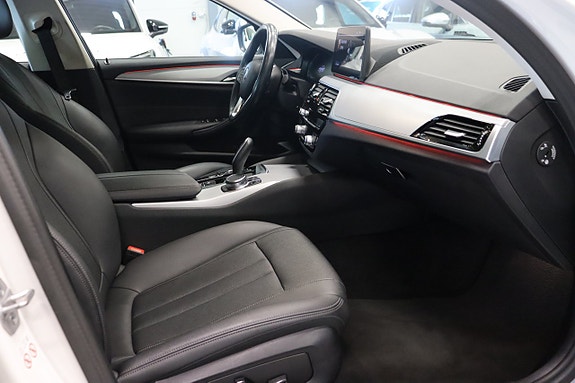 BMW 530e 12 of 30