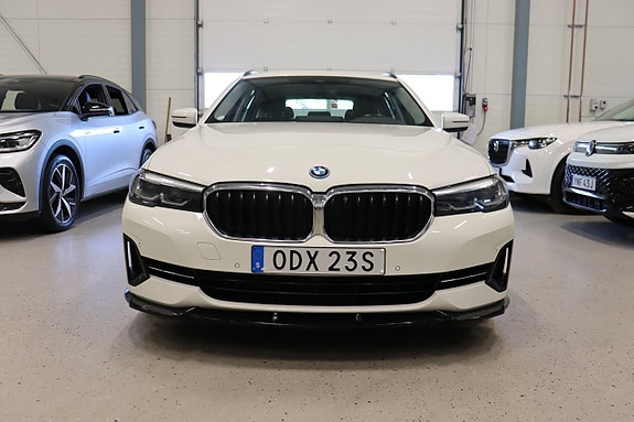 BMW 530e 4 of 30