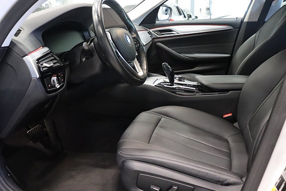BMW 530e 11 of 30