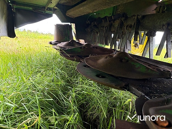 Slåtterkross John Deere 1350 29 of 30
