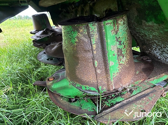 Slåtterkross John Deere 1350 19 of 30