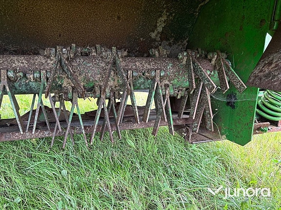 Slåtterkross John Deere 1350 12 of 30