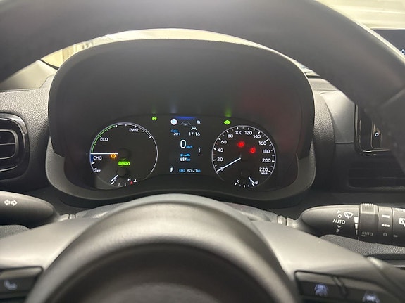 Toyota Yaris 11 of 14