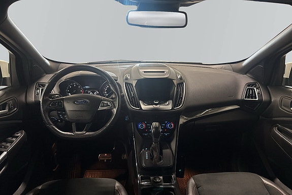 Ford Kuga 4 of 6