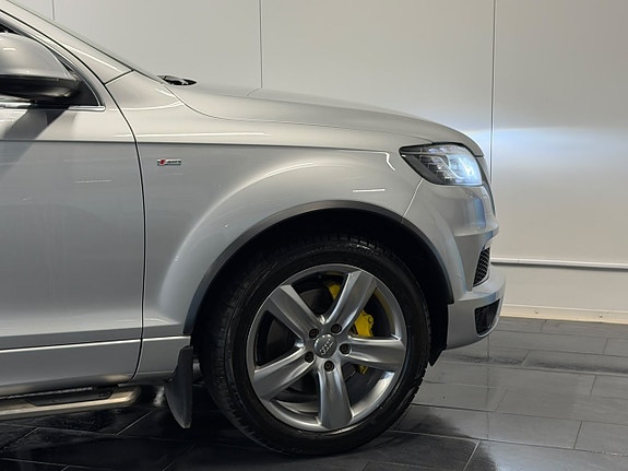 Audi Q7 14 of 30
