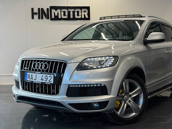 Audi Q7 2 of 30