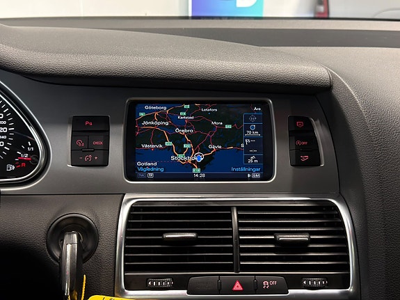 Audi Q7 28 of 30
