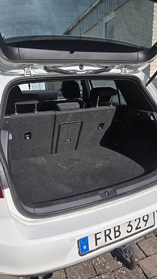 Volkswagen Golf VII 12 of 12
