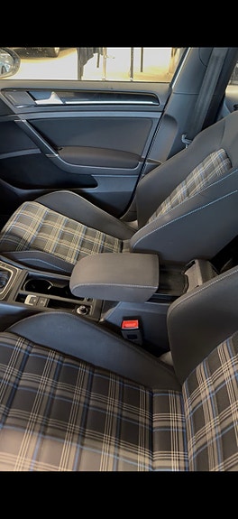 Volkswagen Golf VII 8 of 12