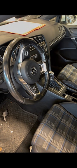 Volkswagen Golf VII 5 of 12