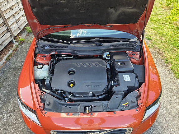 Volvo V50 4 of 9