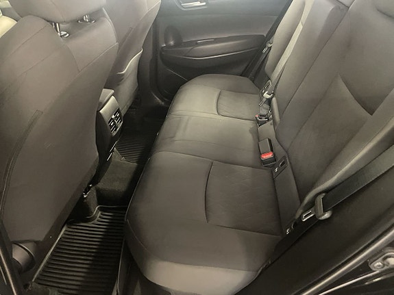 Toyota Corolla Cross 7 of 18