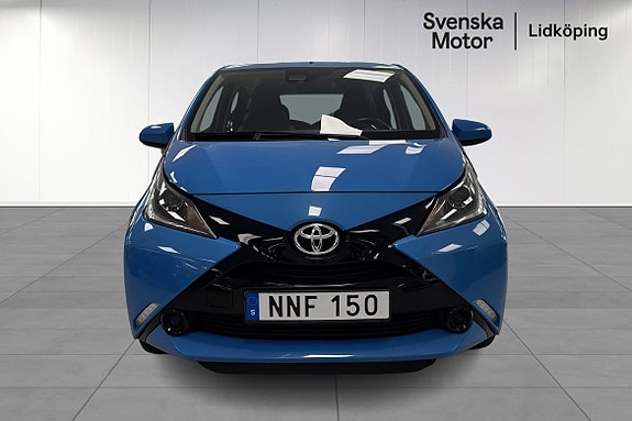 Toyota Aygo 2 of 20