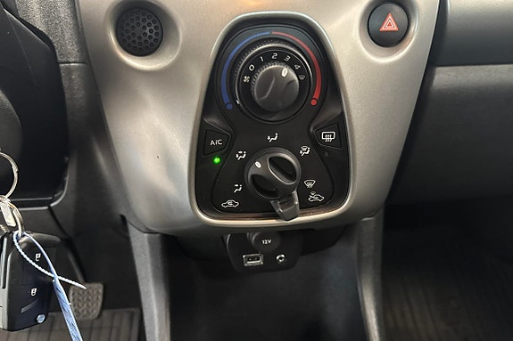 Toyota Aygo 15 of 20