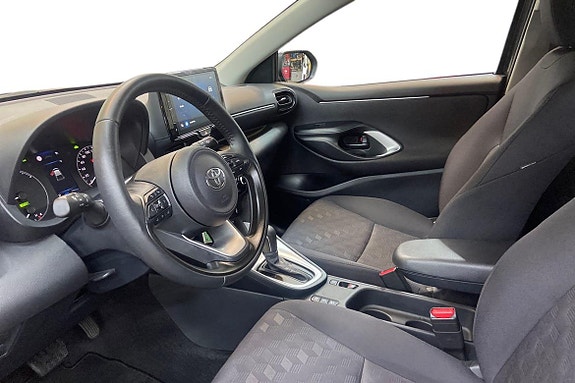Toyota Yaris 14 of 21