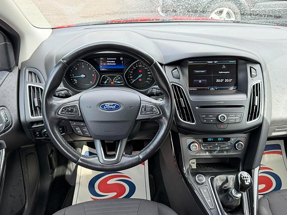 Ford Focus 9 of 20