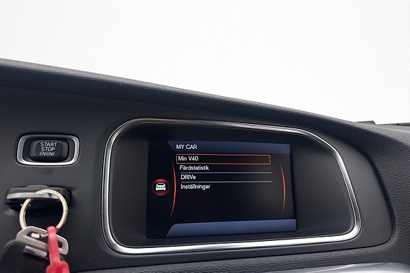 Volvo V40 Cross Country 16 of 20