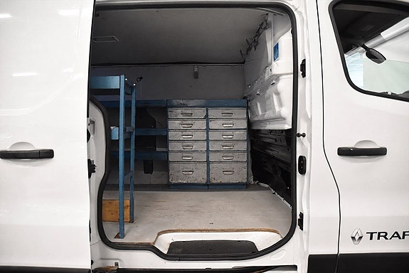 Renault Trafic 17 of 18