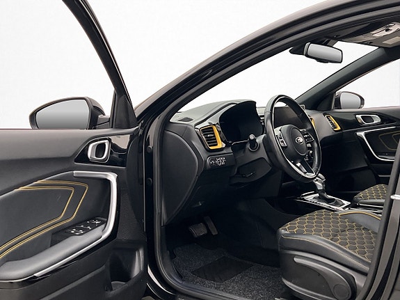 Kia XCeed 12 of 30