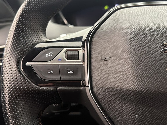 Peugeot 5008 18 of 30