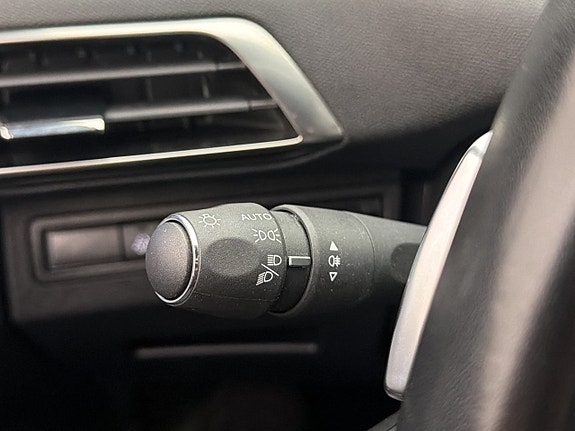 Peugeot 5008 17 of 30