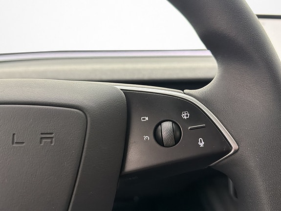 Tesla Model 3 15 of 30