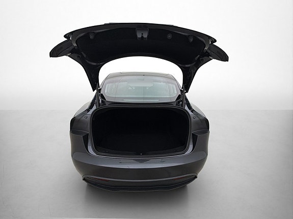 Tesla Model 3 28 of 30