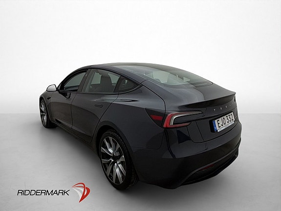 Tesla Model 3 6 of 30