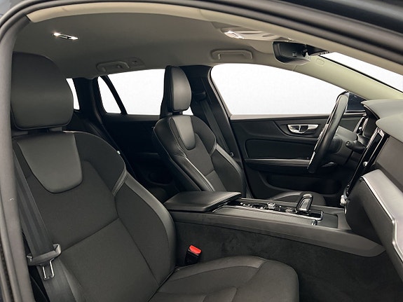 Volvo V60 27 of 30