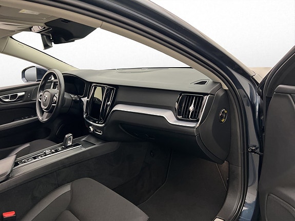 Volvo V60 28 of 30