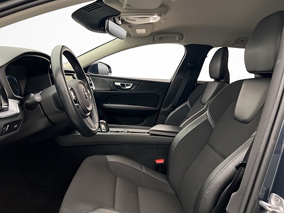 Volvo V60 12 of 30