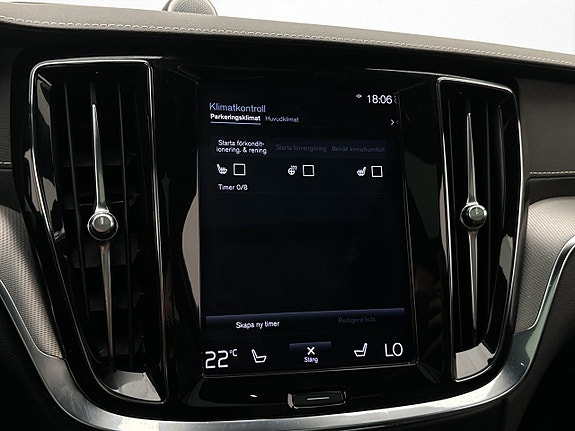 Volvo V60 25 of 30