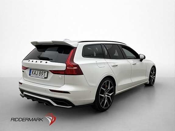 Volvo V60 8 of 30