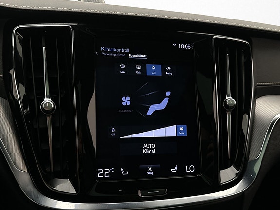 Volvo V60 26 of 30