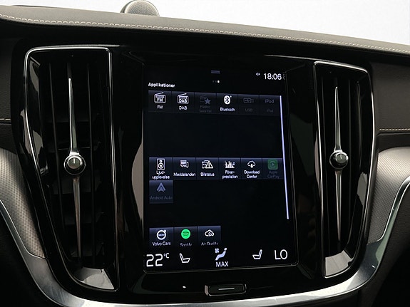 Volvo V60 22 of 30