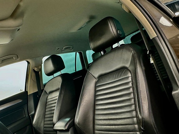 Volkswagen Passat 6 of 18