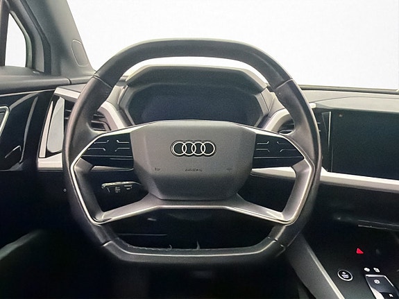 Audi Q4 e-tron 14 of 30