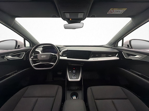 Audi Q4 e-tron 13 of 30